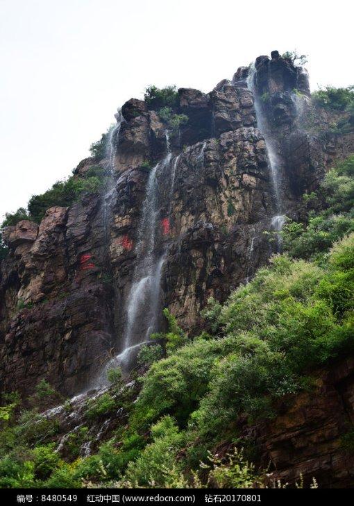 【主动创稳】六巷派出所根植乡土铸警魂